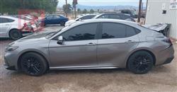 تۆیۆتا کامری